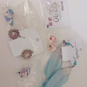 6 random earrings